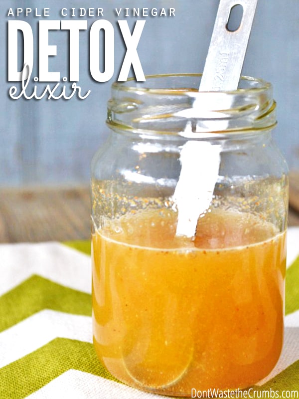 An apple cider vinegar detox elixir to drink daily to improve digestion & increase energy. An easy way to improve your health from the inside out! :: DontWastetheCrumbs.com