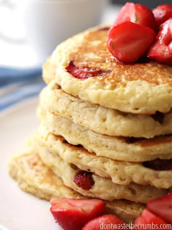 Does your family love pancakes? Try this easy recipe to add some flavor to your pancakes!
