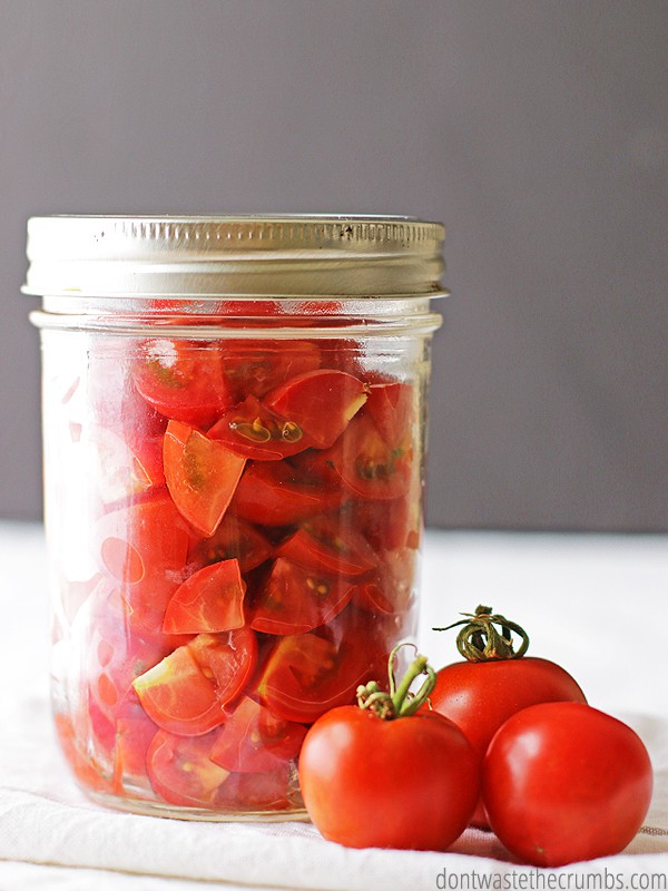 Tomatoes are delicious and they can often grow like crazy! Put those extra tomatoes to use in this homemade canned diced tomato tutorial. Then you can enjoy them all year long!