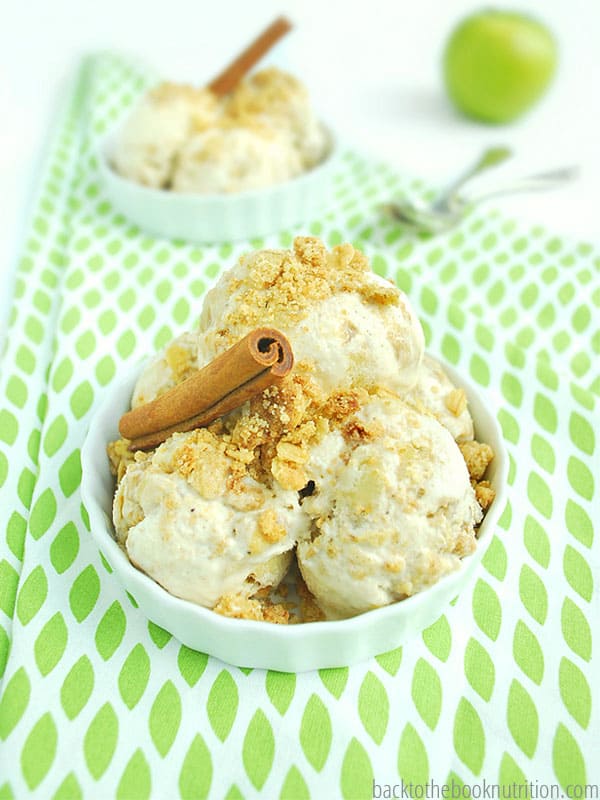 This apple pie inspired ice cream is so delicious and easy to make!