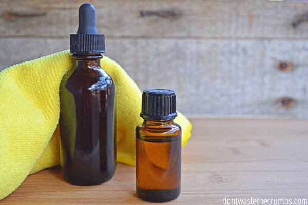 Easy 2-ingredient recipe for DIY Homemade Furniture Polish. I use this in place of typical dusting sprays because it doesn't have any harmful chemicals and smells really good. Plus I can make as much or as little as I want, and it's safer for my family. :: DontWastetheCrumbs.com