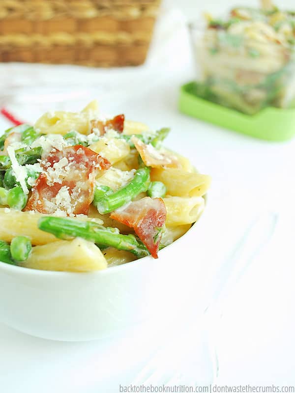 My kids LOVE this spring vegetable pasta salad! It's so easy to make, and it's ready in just 30 minutes. It's delicious hot or cold, perfect for picnics and costs just $2.80 per serving! Plus it's fancy enough for a potluck, yet frugal enough not to kill your budget! :: DontWastetheCrumbs.com
