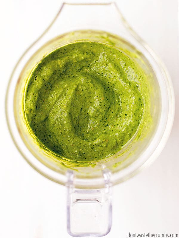 Spinach pesto in a blender.