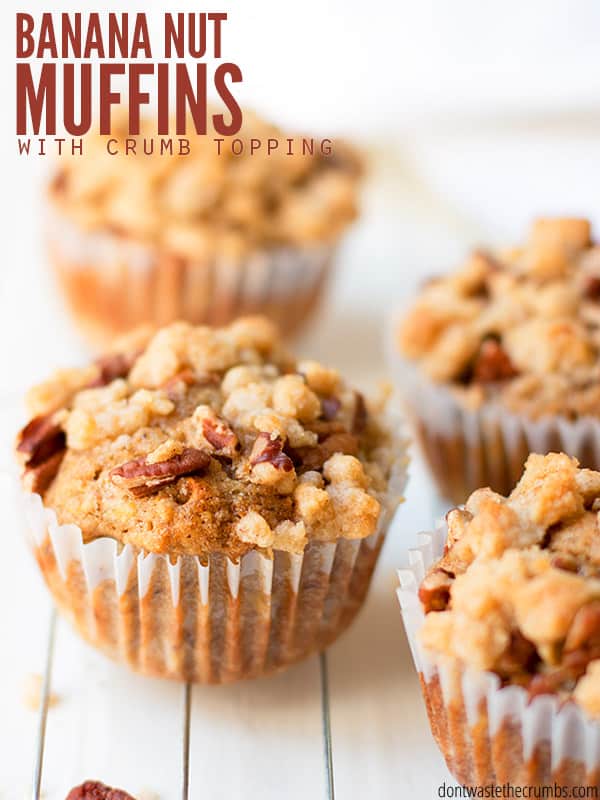 Banana Nut Muffins with Crumb Topping | A Healthy Banana Muffin Recipe