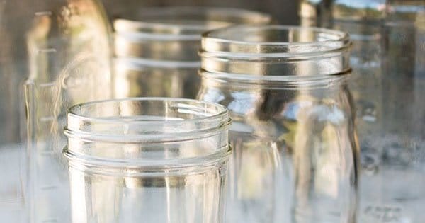 The Best Way to Safely Freeze Liquids in Mason Jars – Garden Betty