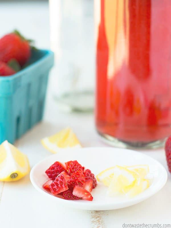 Try this naturally sweetened strawberry lemonade kombucha! It's so easy and so delicious. Perfect for summer!