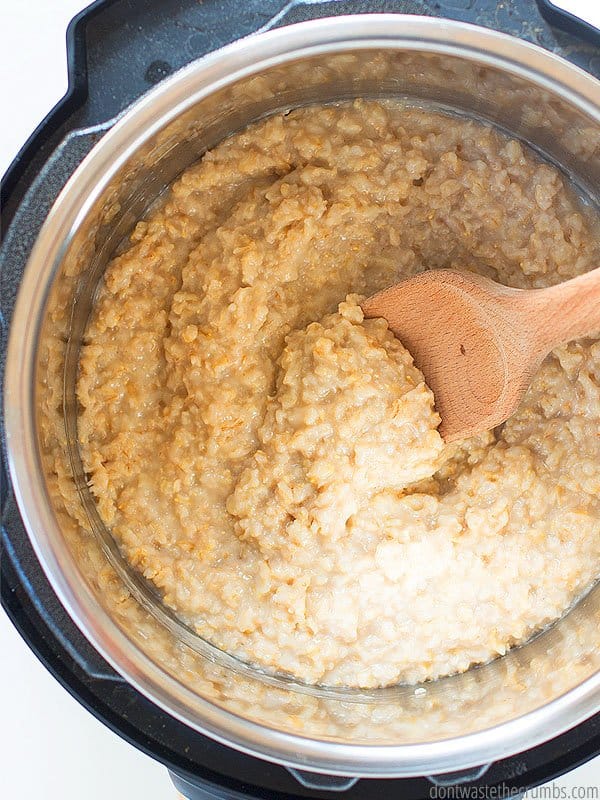 https://dontwastethecrumbs.com/wp-content/uploads/2018/01/Instant-Pot-Oatmeal-2.jpg