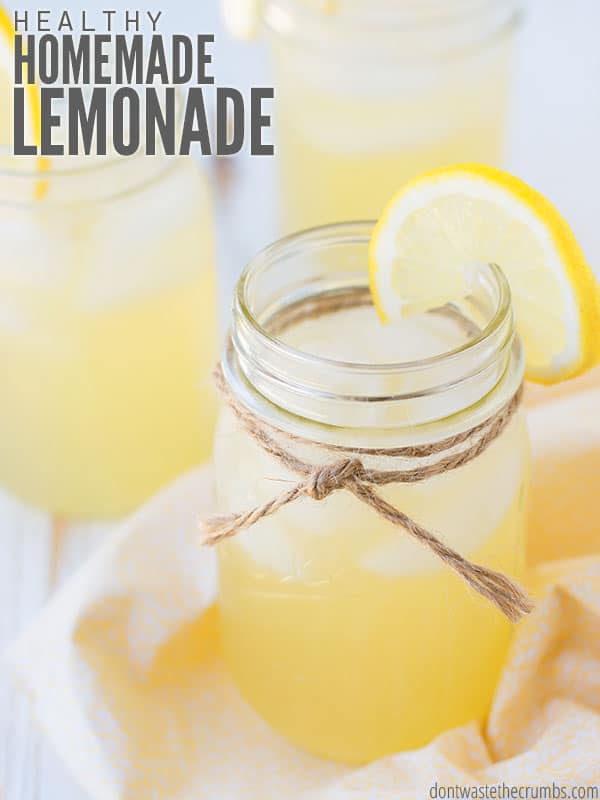 This healthy homemade lemonade recipe is made sugar-free with honey, but you can use stevia, agave or sugar. Also delicious unsweetened without sweetener! :: DontWastetheCrumbs.com