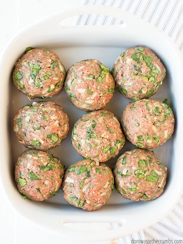 These giant Italian Meatballs are SO FUN! Not just are they meatballs, but they are GIANT! Put on top of a pile of spaghetti and top with sauce and dinner is DELISH!