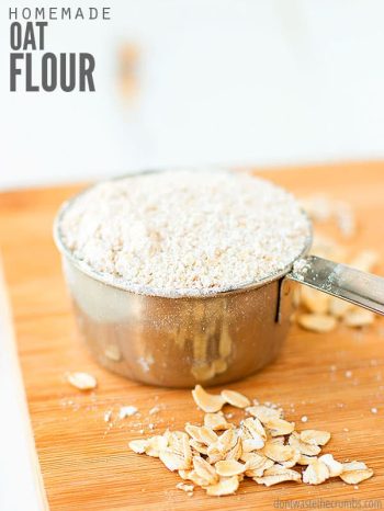 Learn how to make oat flour at home with this simple tutorial. Save 50% by making homemade oat flour instead of buying store-bought, and improve texture & flavor in your favorite recipe! Plus tips for using an oat flour substitute in baking. :: DontWastetheCrumbs.com