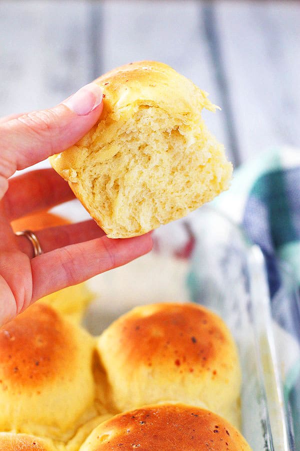 These soft homemade dinner rolls are not only delicious, but also healthy as they're made with nutrient rich einkorn flour!