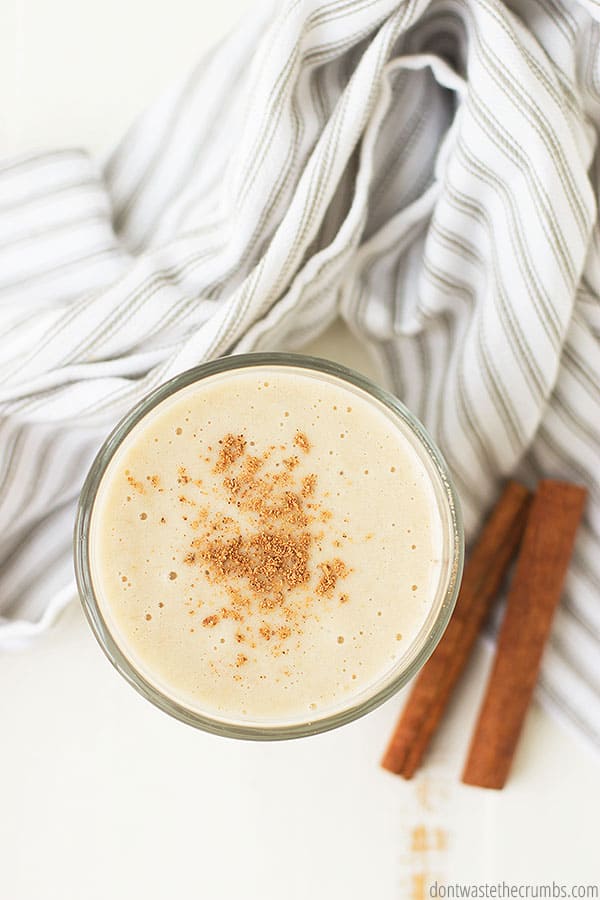 Eggnog smoothies are a great way to start your day with a healthy "treat" during the holiday season!