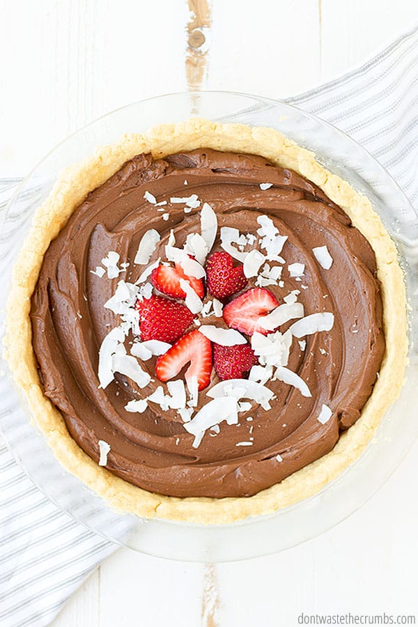 A whole homemade healthy chocolate pie.