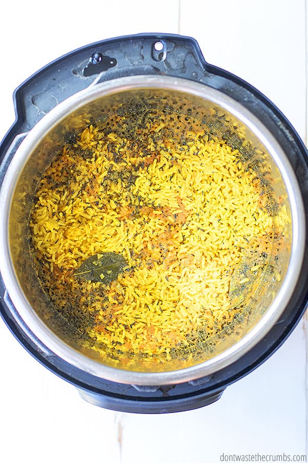 https://dontwastethecrumbs.com/wp-content/uploads/2019/12/Instant-Pot-Yellow-Rice-5.jpg