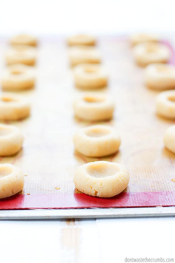 These delicious Healthy Thumbprint Cookies are so easy to make with only 8 simple ingredients.