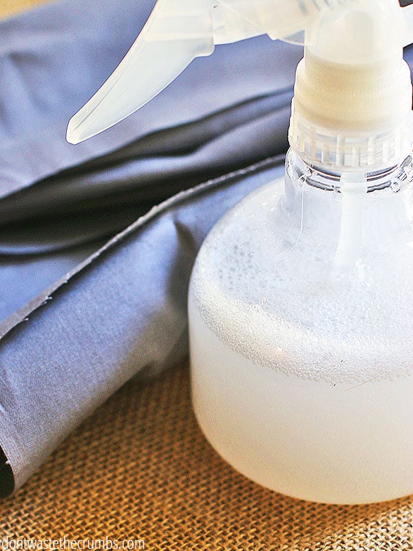 This DIY all purpose cleaner is an excellent alternative to store bought cleaning solutions that contain harsh chemicals. Use it in every room of the house! ::dontwastethecrumbs.com