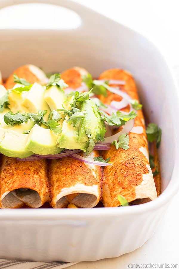 These sweet potatoes black bean enchiladas are the perfect balance of natural sweetness and spice. You can also customize them to be vegan, vegetarian, or even beef sweet potato black bean enchiladas!