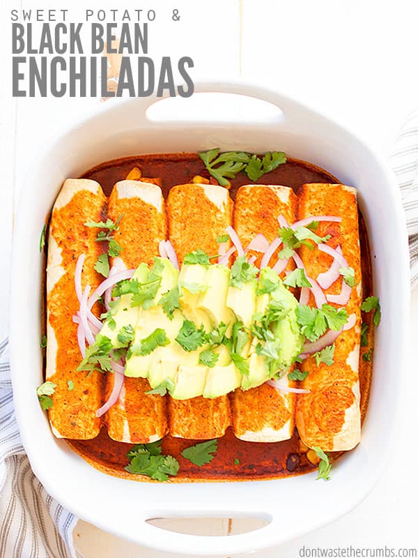 We love this recipe for sweet potato black bean enchiladas! It's healthy, vegan-friendly, and perfect with delicious toppings like diced avocado, tomatoes and lime crema! ::dontwastethecrumbs.com