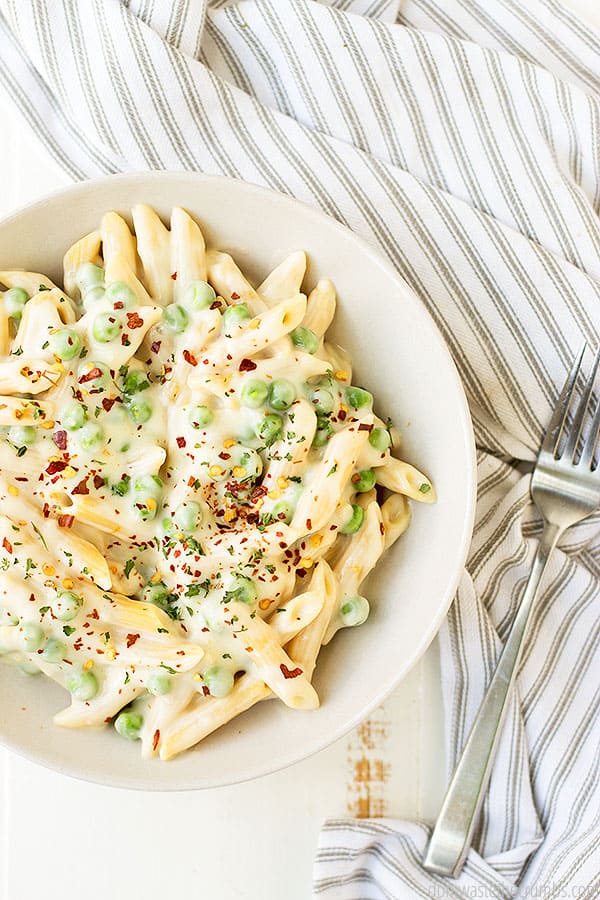 My family loves this dairy free alfredo sauce recipe, just as much or more as regular alfredo sauce!