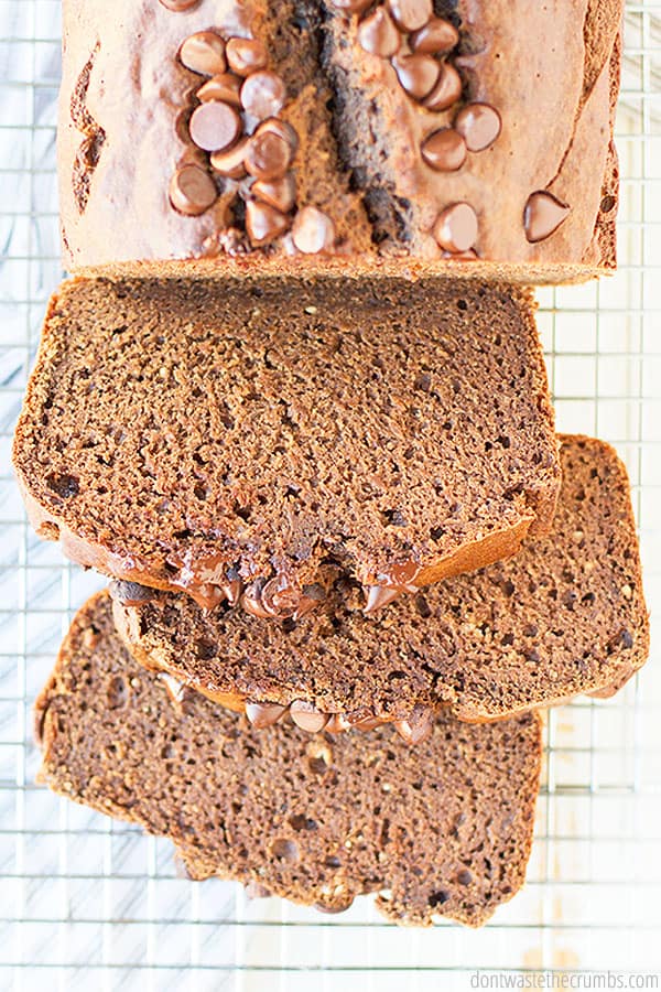 This yummy and healthy chocolate banana bread is fresh out of the oven and calling your name! Don't forget that this recipe is easy to make and freezer-friendly!