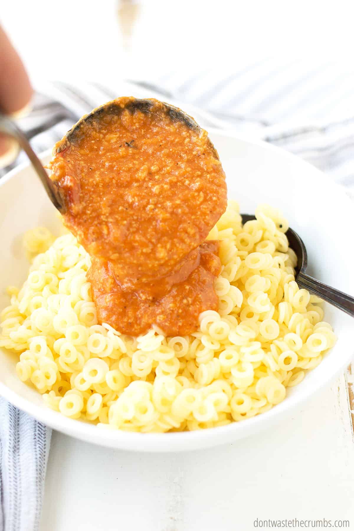 Ladle your fresh homemade tomato sauce over your pasta o's with just the right amount of sauce for your tastes.  