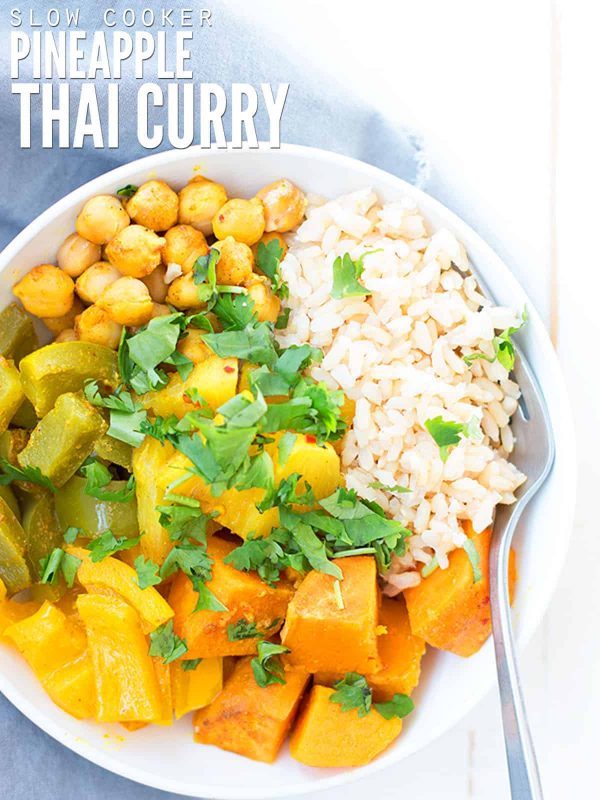 Easy Slow Cooker Vegetable Curry (2 Steps + Video)